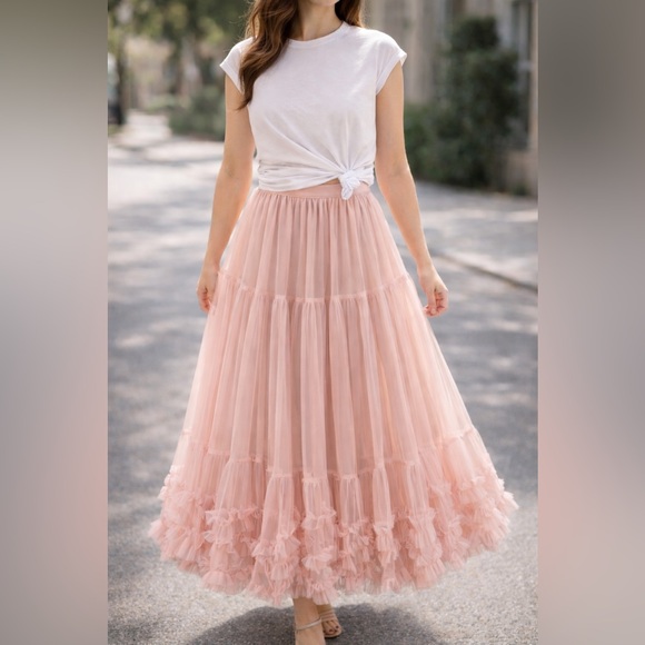 Elegant Tulle Maxi Skirt- Pink - Picture 2 of 8